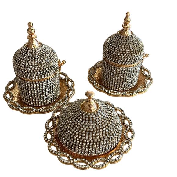 NWOT Rhinestone Adorned Set of 6 Fancy Coffee Cups with Saucers - Picture 2 of 11